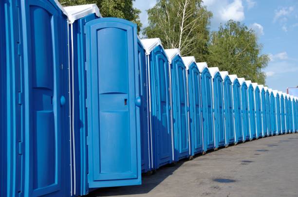 Best Portable restroom trailer rental  in Winlock, WA